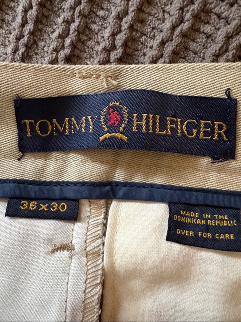 Tommy Hilfiger Beige Khaki Pants with Navy Label, like brand new crisp!